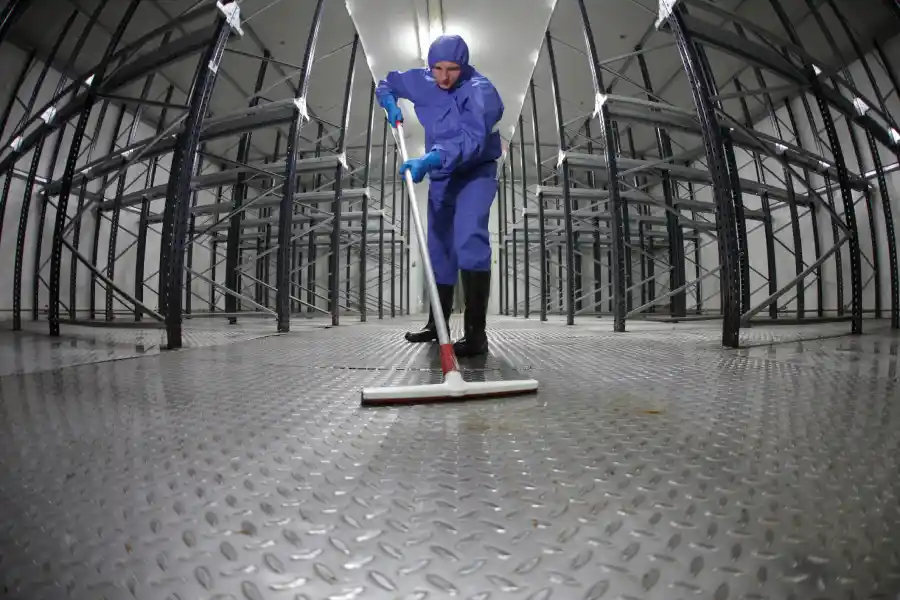 Warehouse Cleaning